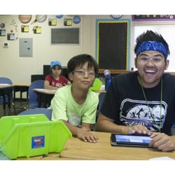 examples of students essays winning scholarship
