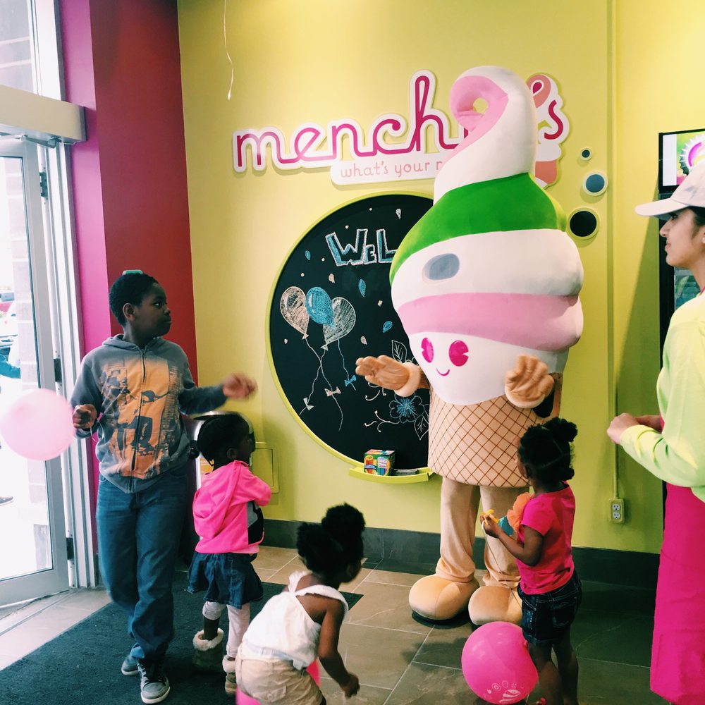 Menchie's Frozen Yogurt Sandalwood