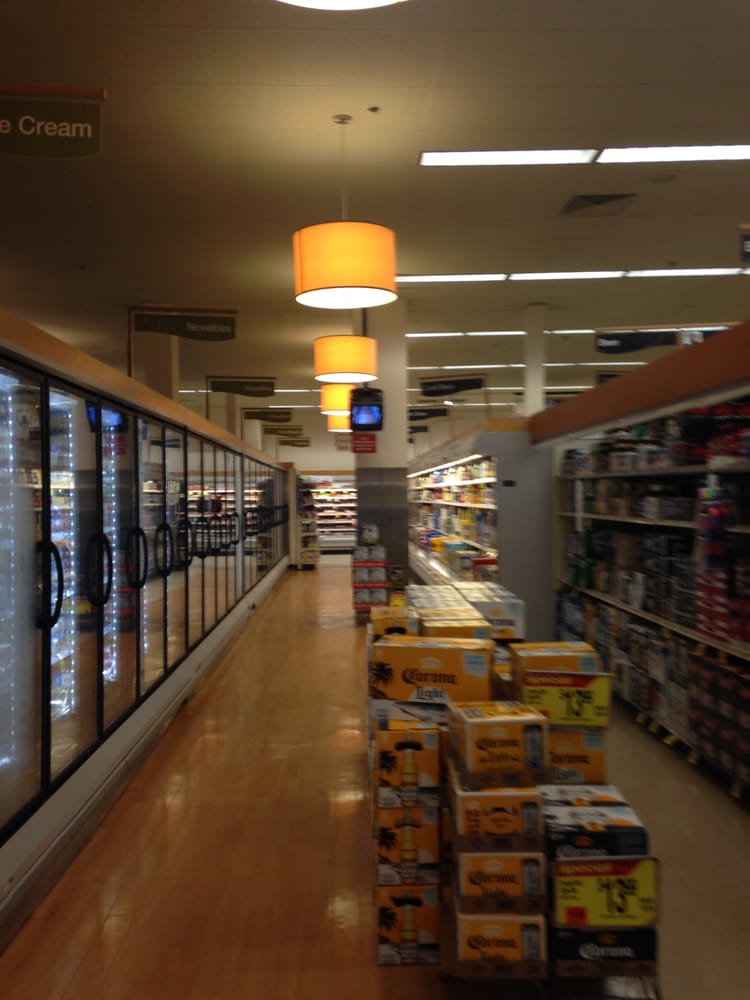 Shaw’s 29 Photos & 16 Reviews Grocery 225 E Central St, Franklin