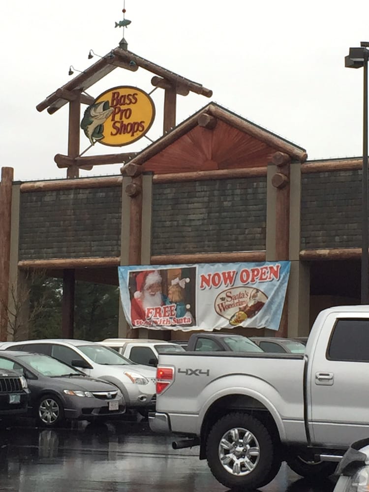 Bass Pro Shops 31 Photos & 16 Reviews Guns & Ammo 2 Commerce Dr
