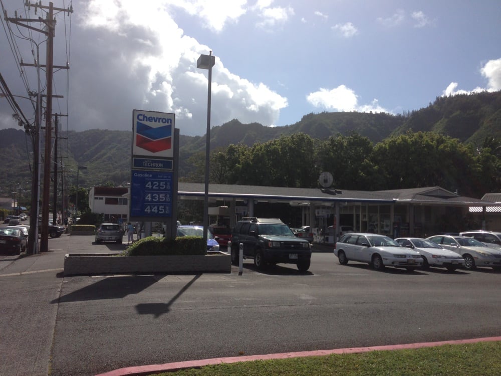 Chevron Hawaii 10 Photos & 41 Reviews Gas Stations 2927 E Manoa
