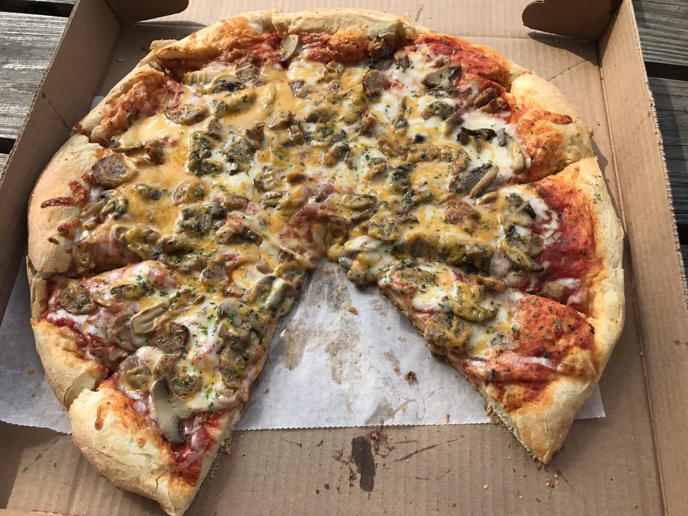 Eagle Nest Pizza 16 Photos Pizza 534 Penn St, Linesville, PA