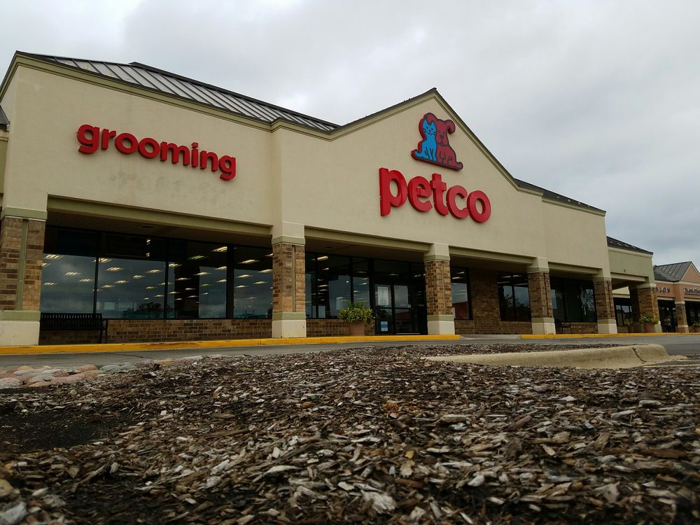 Petco 12 Reviews Pet Stores 23 Danada Square E, Wheaton, IL