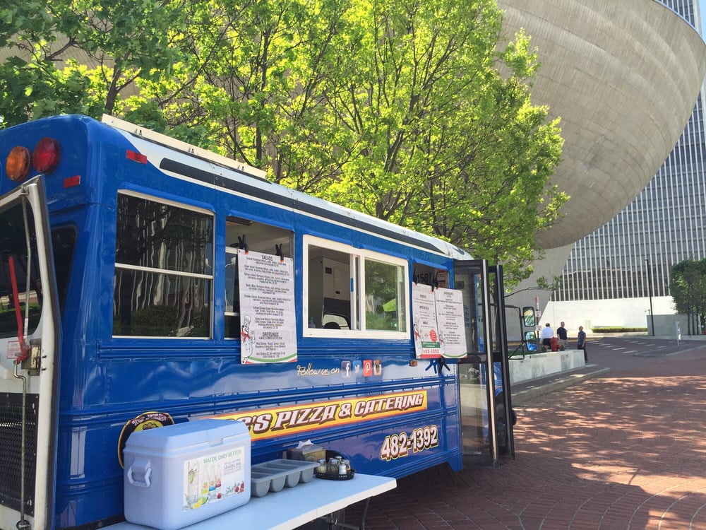 DC's Pizza and Catering