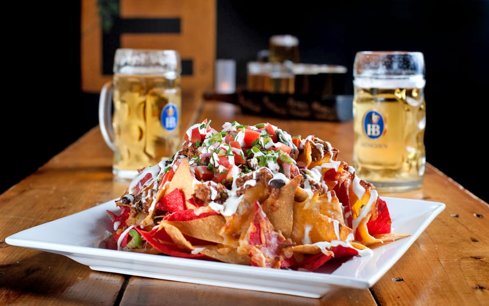 Rattle and Hum 334 Photos & 673 Reviews Pubs 14 E 33rd St