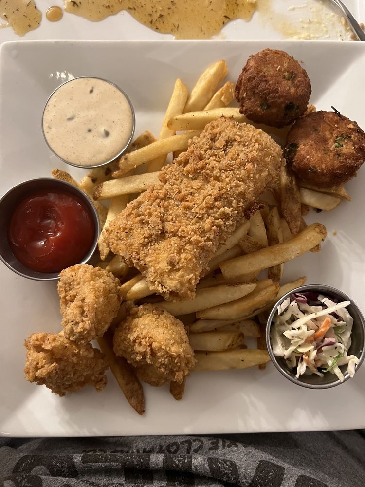 Red Sky Casual Dining & Cocktails