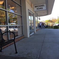 Michael Kors 17 Reviews Women S Clothing 5709 Richmond Rd Photo Of Michael Kors Williamsburg Va United States
