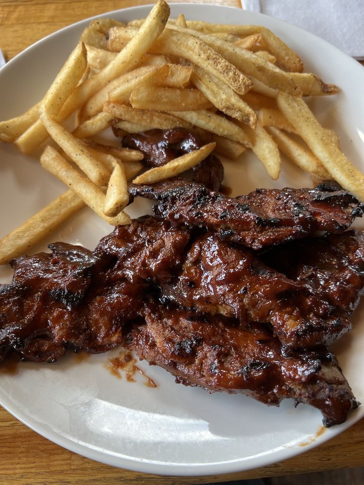 Applebee's Grill + Bar