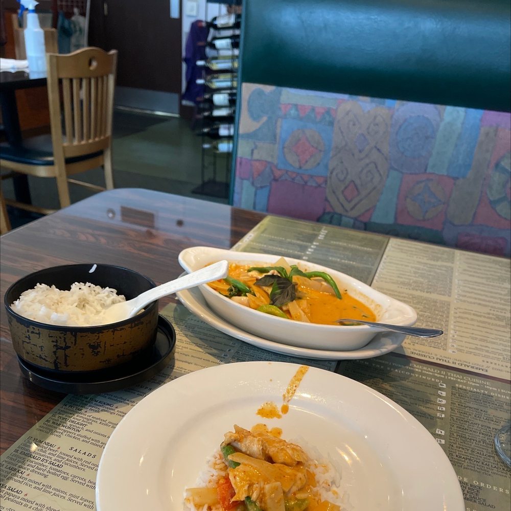 Emerald II Thai Cuisine