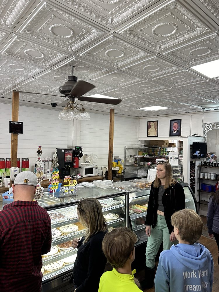 Naegelin's Bakery