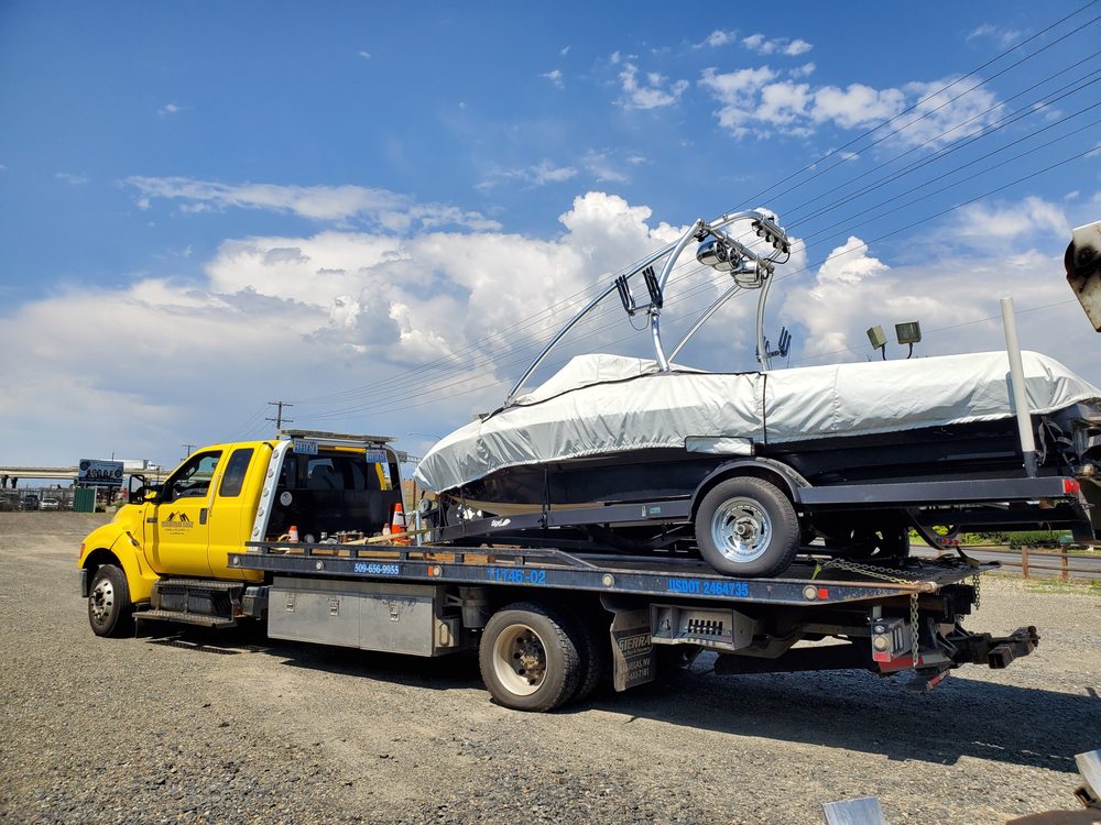 Mountain East Towing & Recovery