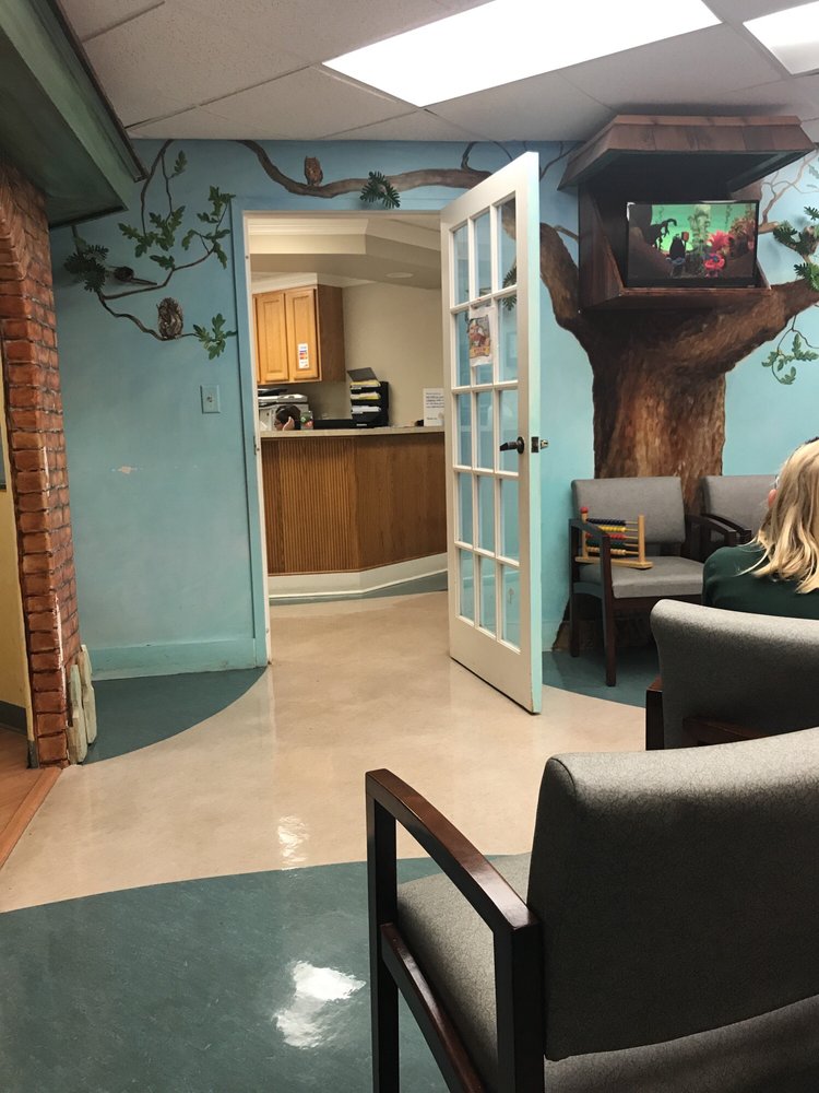 Raleigh Eye Center Optometrists 3320 Executive Dr, Raleigh, NC