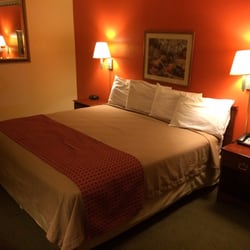 Green Country Inn 13 Photos 20 Reviews Hotels 2004 Highway Photo Of Green Country Inn Henryetta Ok United States Inviting Decor