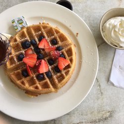 Pearl Country Club Restaurant 231 Photos 75 Reviews American Photo Of Pearl Country Club Restaurant Aiea Hi United States Belgium Waffle
