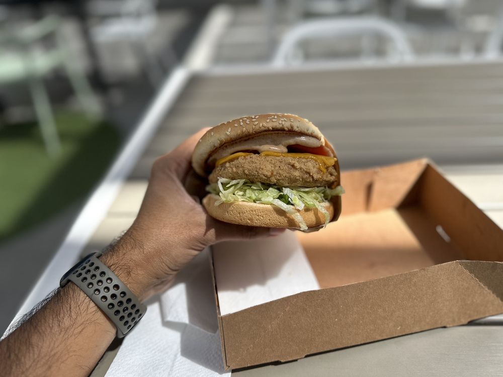 Nice Burger 100% Vegan - Irvine Nice Burger 100% Vegan - Irvine