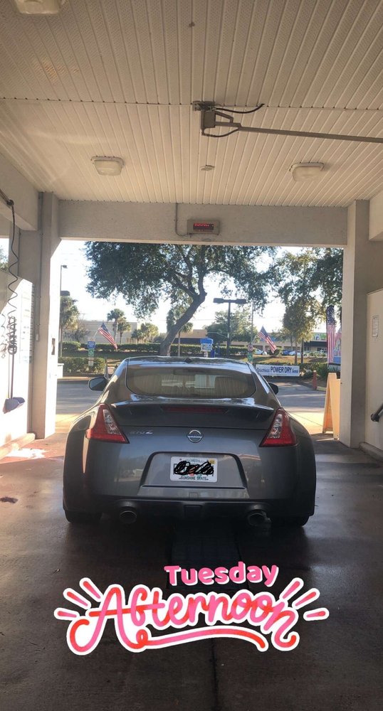 University Car Wash