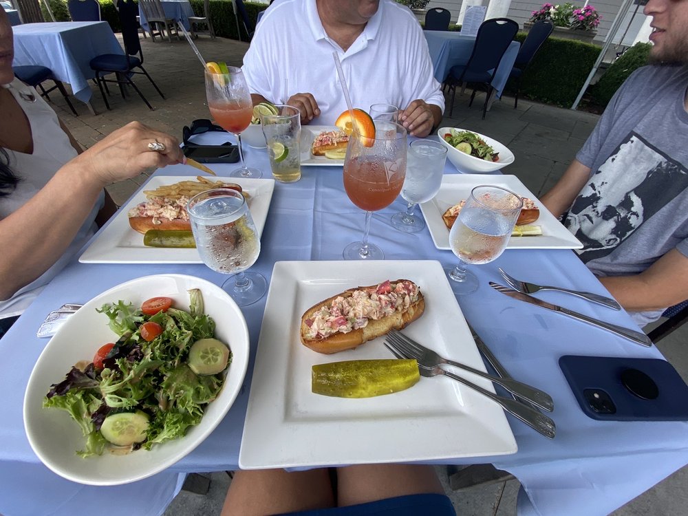 Centerport Yacht Club Restaurant