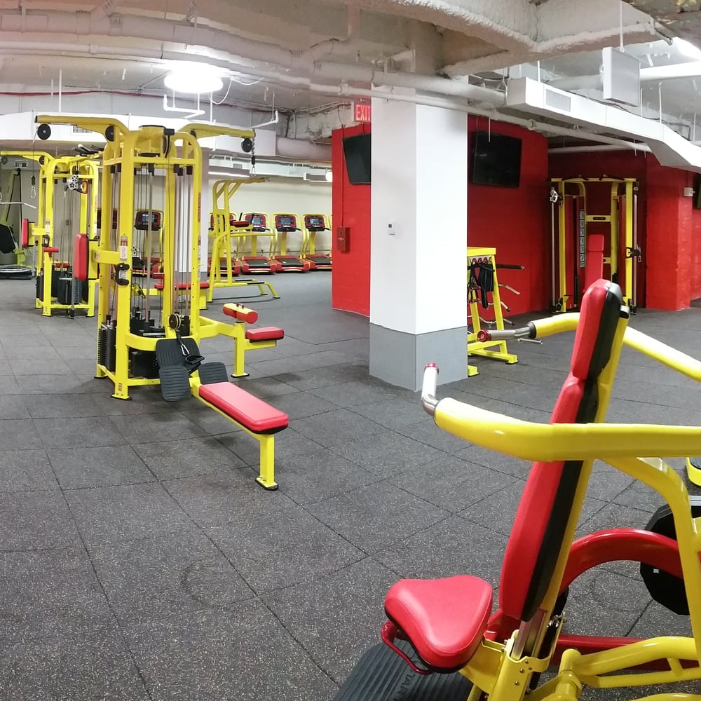 Retro Fitness 13 Photos & 41 Reviews Gyms 1 New York Plz, New