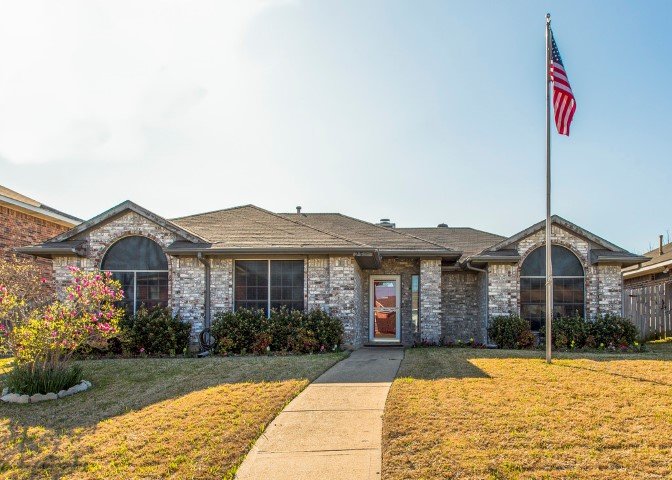 Sergio Bazan - RE/MAX New Horizon