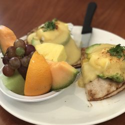 Best Breakfast Restaurants In Bakersfield Ca Last Updated 7 The Broken Yolk Cafe
