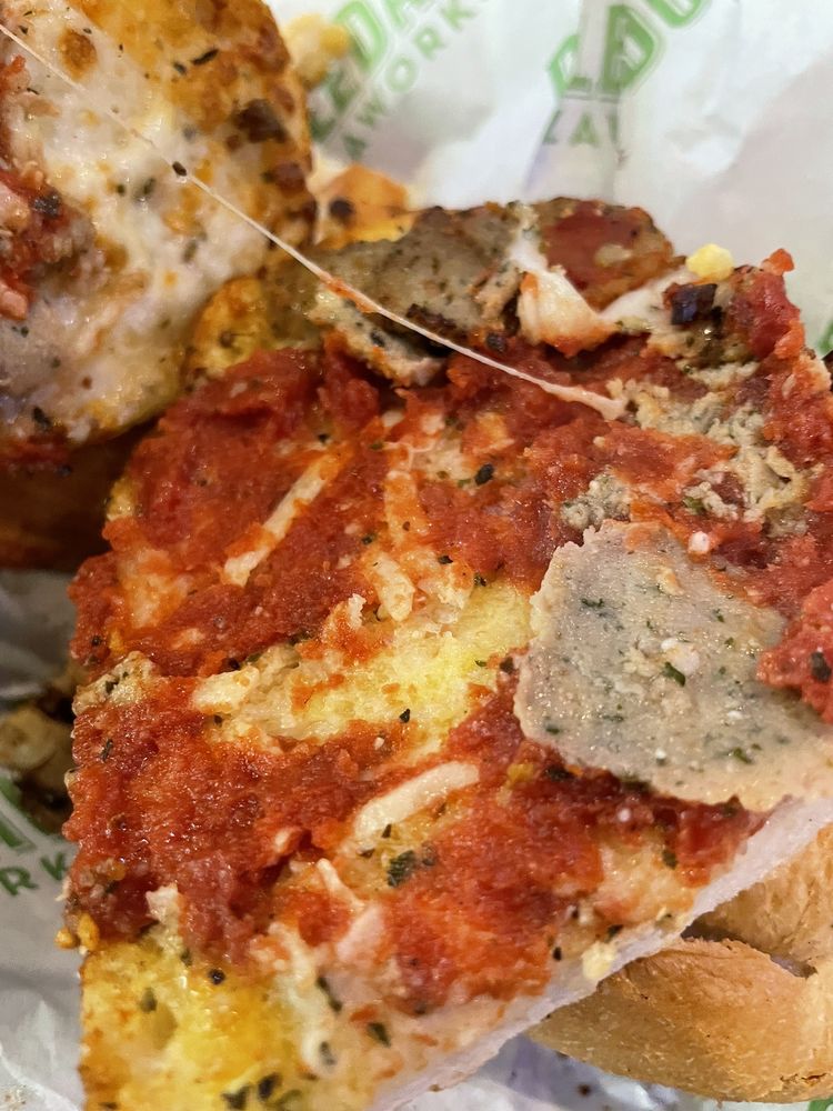 DoubleDave's Pizzaworks