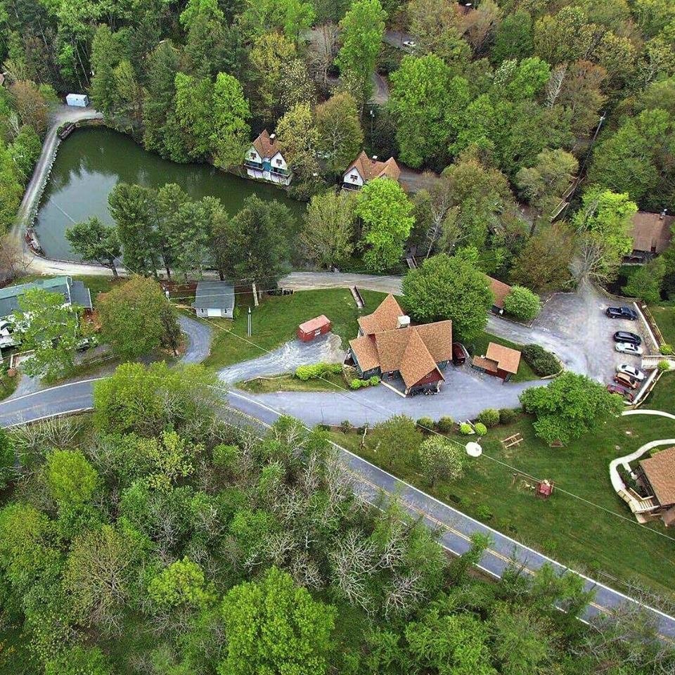 Swiss Mountain Village Hotels 2324 Flat Top Rd, Blowing Rock, NC