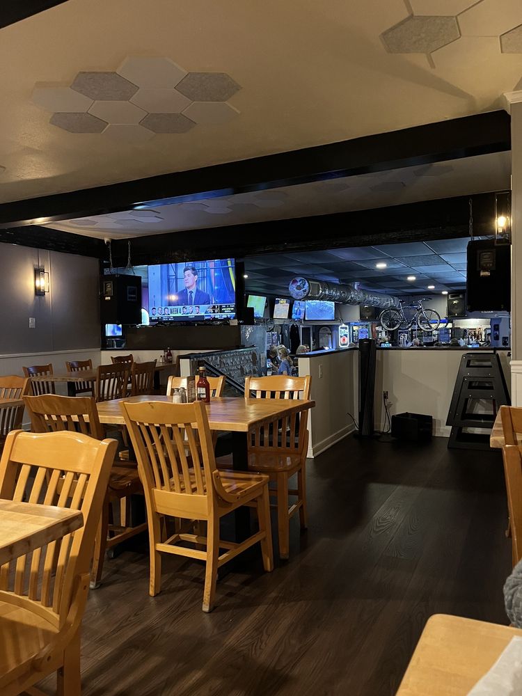 Lucky Dog Cafe