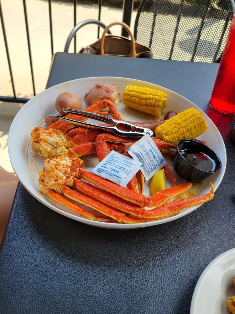 Dodie's Cajun Diner at The Harbor