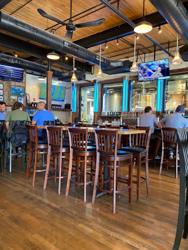 Blowing Rock Draft House & Brewery