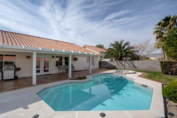Perry Nguyen Easystreet Realty 6655 S Eastern Ave Las Vegas Nv Hotels Nearby