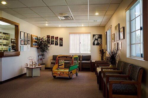 image of business Ephraim J Tabornal, DDS