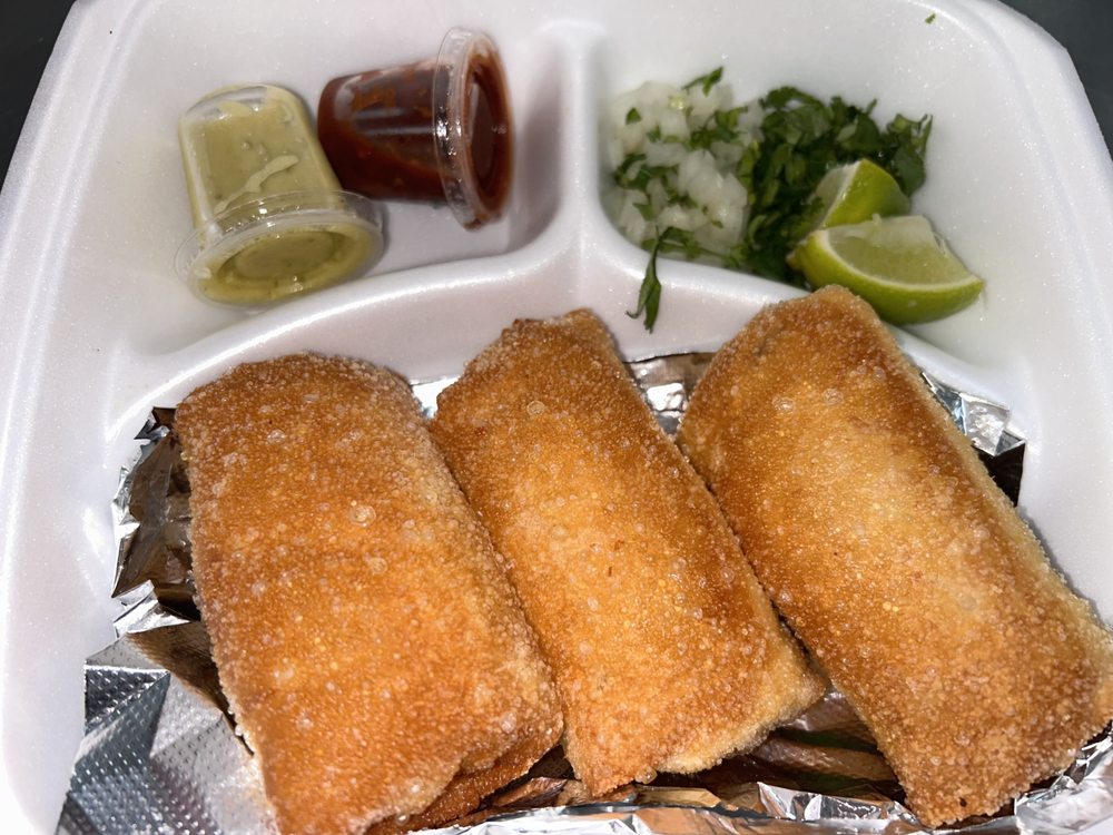 Taquizas El Yiyo 2