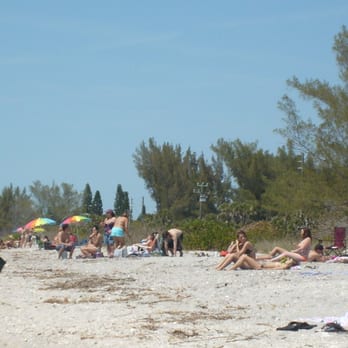 Manasota Beach 21 Photos 11 Reviews Beaches Key Rd Photo Of Manasota Beach Venice Fl United States People Lounging On