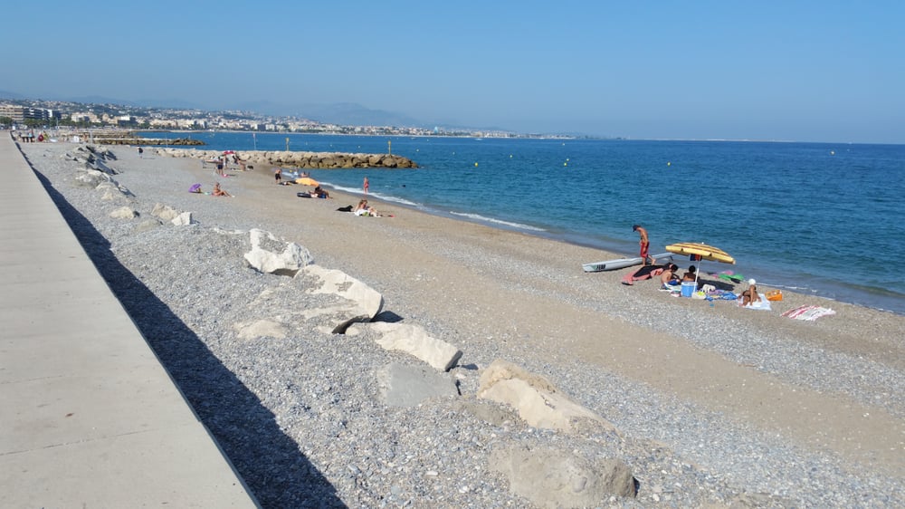 La Plage aux Chiens - Beaches - Bord de Mer, Cagnes-sur La Plage aux Chiens - Beaches - Bord de Mer, Cagnes-sur