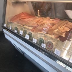 Simmons Seafood 12 Reviews Markets 1400 Palm Blvd Photo Of Simmons Seafood Isle Palms Sc United States