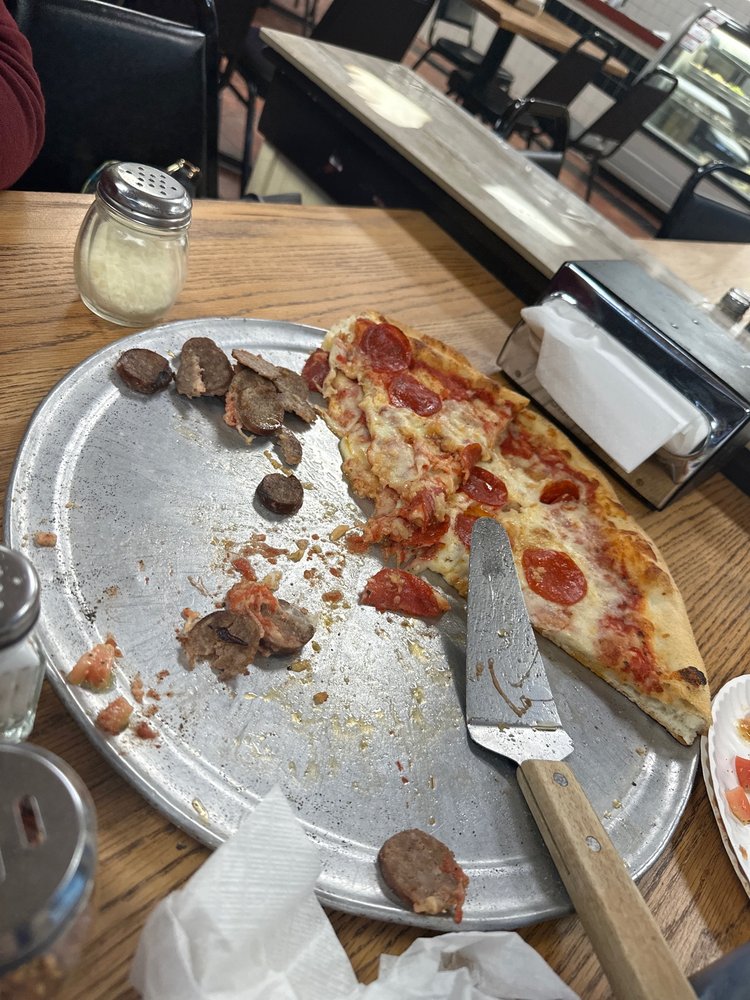 Nizza Pizza Pasta & Subs