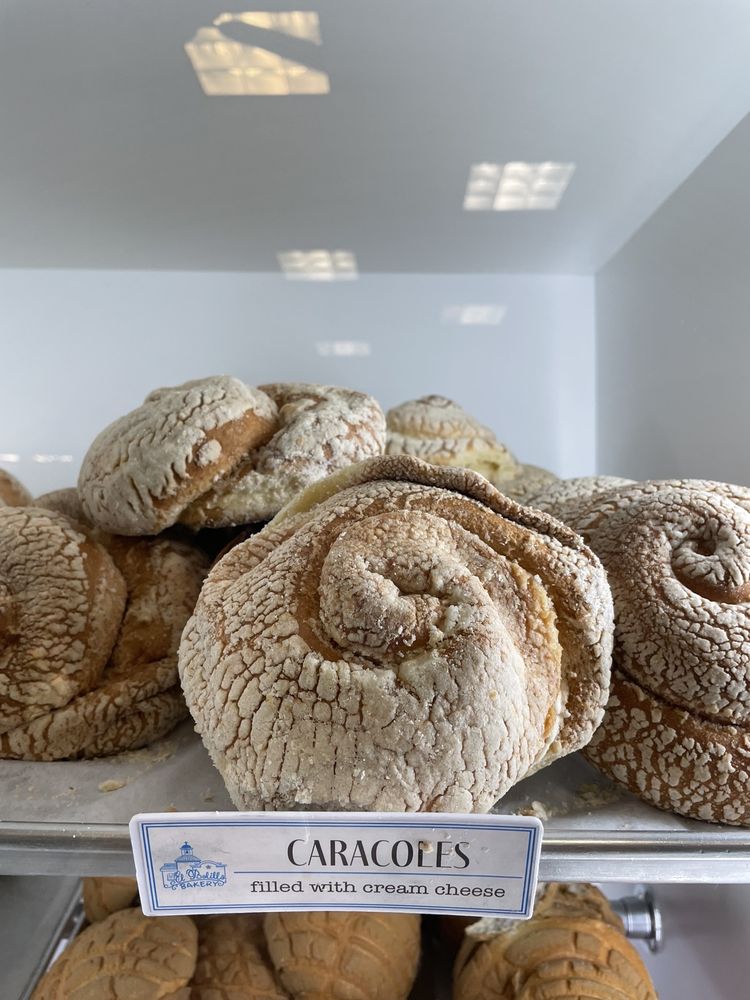El Bolillo Bakery