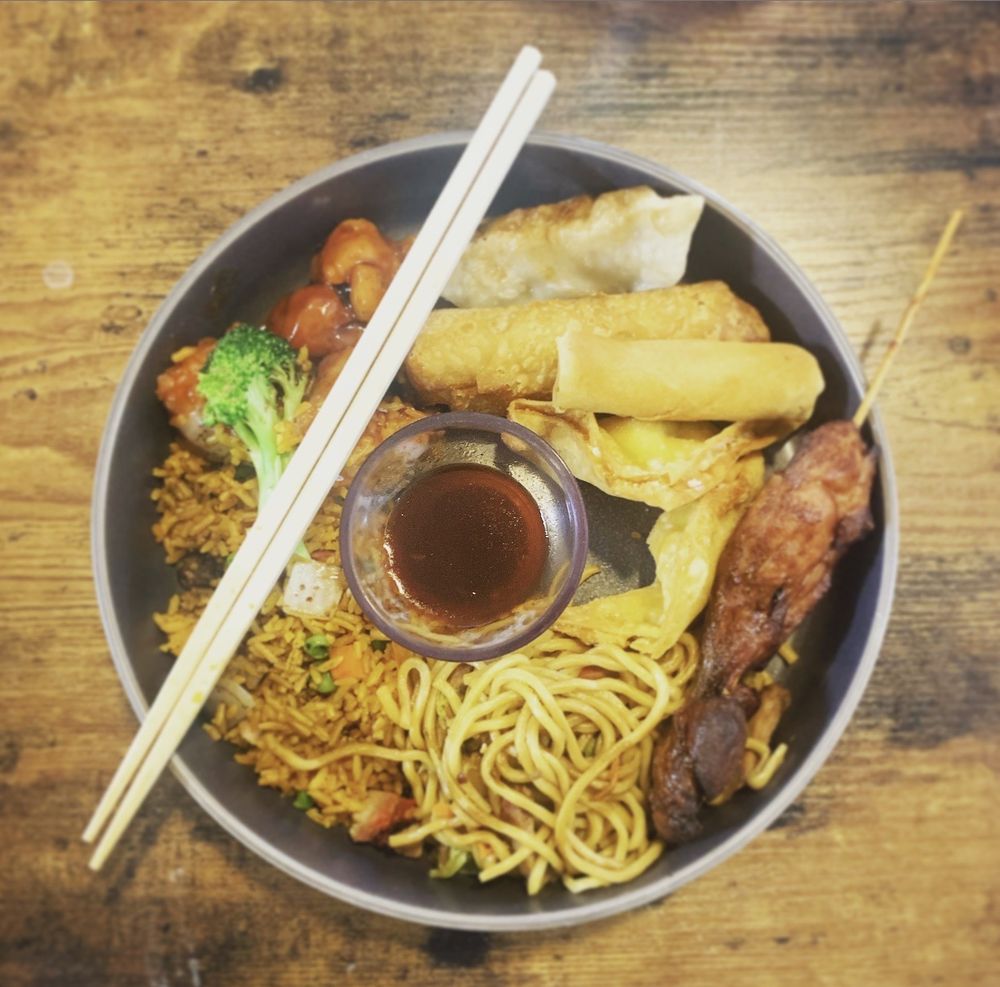 Wok N Roll