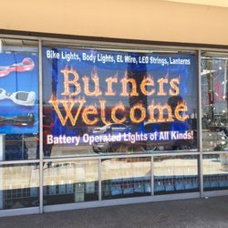 Light Bulbs Unlimited 24 Photos 61 Reviews Lighting Fixtures Photo Of Light Bulbs Unlimited Santa Monica Ca United States