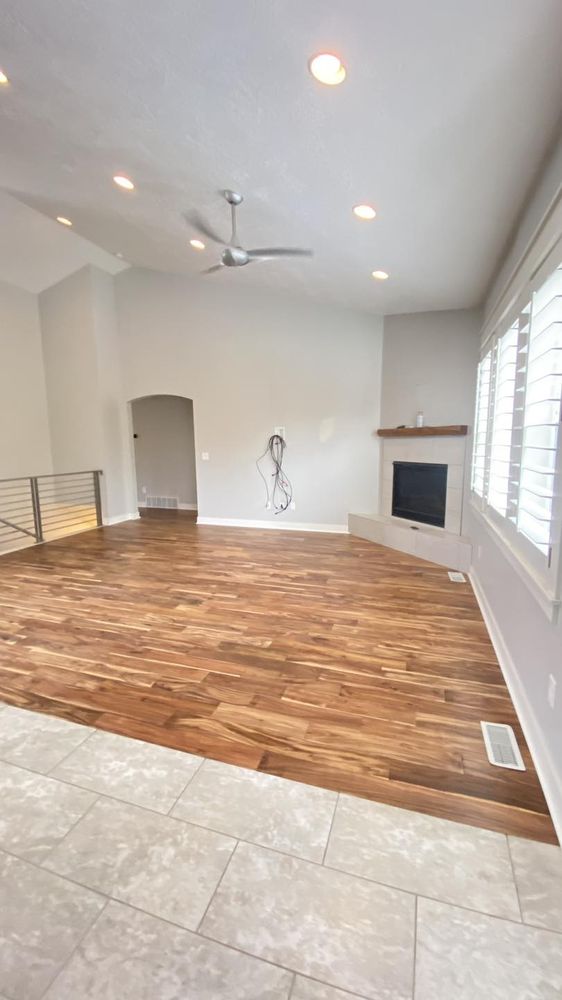 image of business Beehive Flooring & More