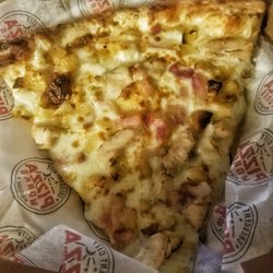 crescent city pizza works 216 photos 221 reviews pizza 407 west haven pizza works