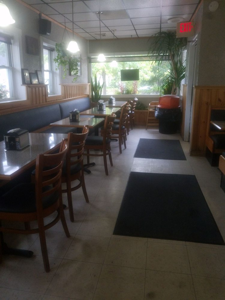 Supreme House of Pizza and Teddy’s Lounge 10 Reviews Pizza 68