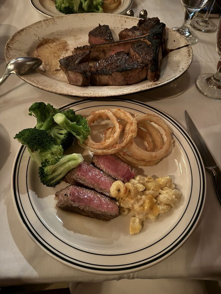 Manhattan Steakhouse