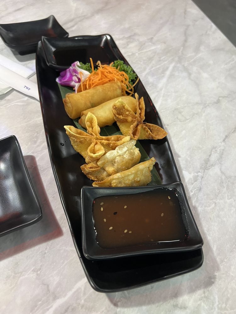 Volcanic Sushi + Sake - Miami