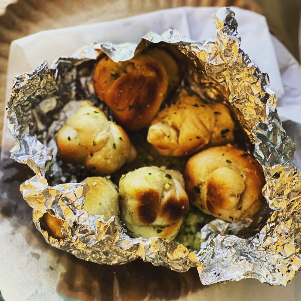 Basilico Pizza, Pasta & Gourmet