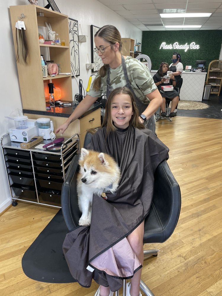 Mae's Beauty Bar & Bridal