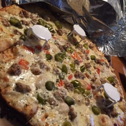 Monical S Pizza 29 Reviews 597 William R Latham Sr Dr Photo Of Monical S Pizza Bourbonnais Il United States