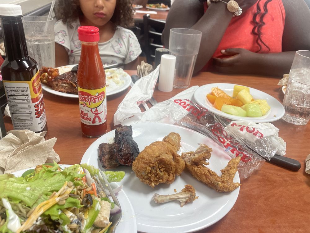 Golden Corral Buffet & Grill