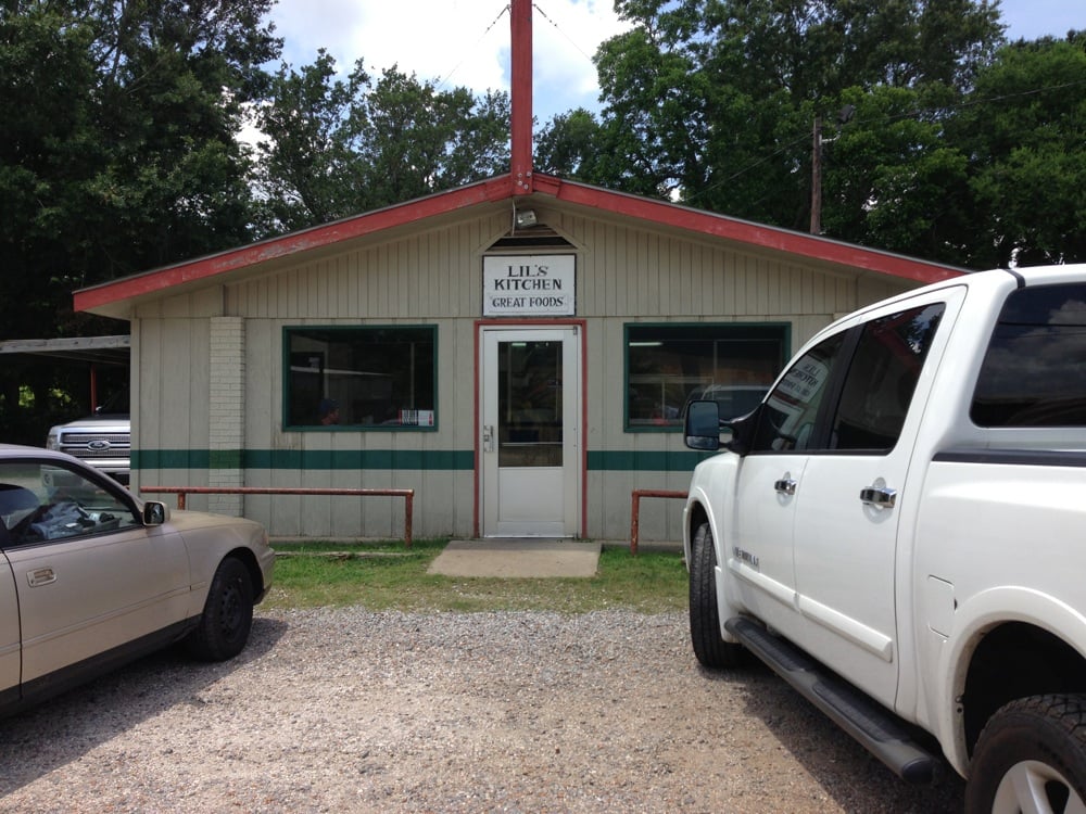 Lil’s Kitchen Barbeque 521 Main St, Jeanerette, LA Restaurant