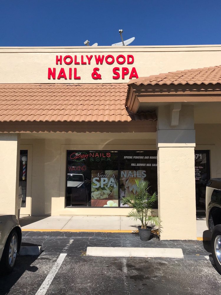 Hollywood Nail & Spa 19 Photos Nail Salons 2071 Pine Ridge Rd